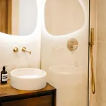 Villa 328 *