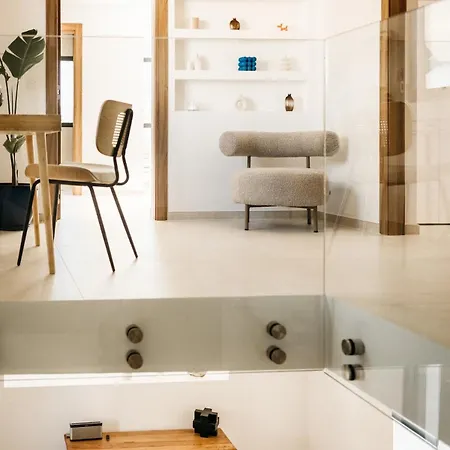 328 * Saint-Raphaël