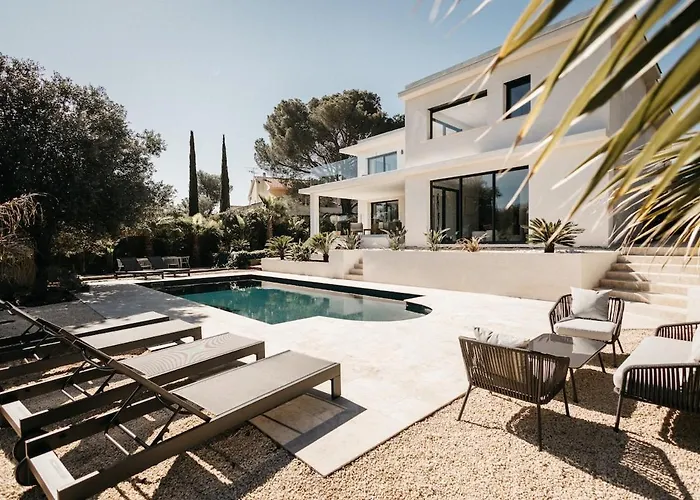 328 * Saint-Raphael (Var)