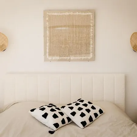 Villa 328 *
